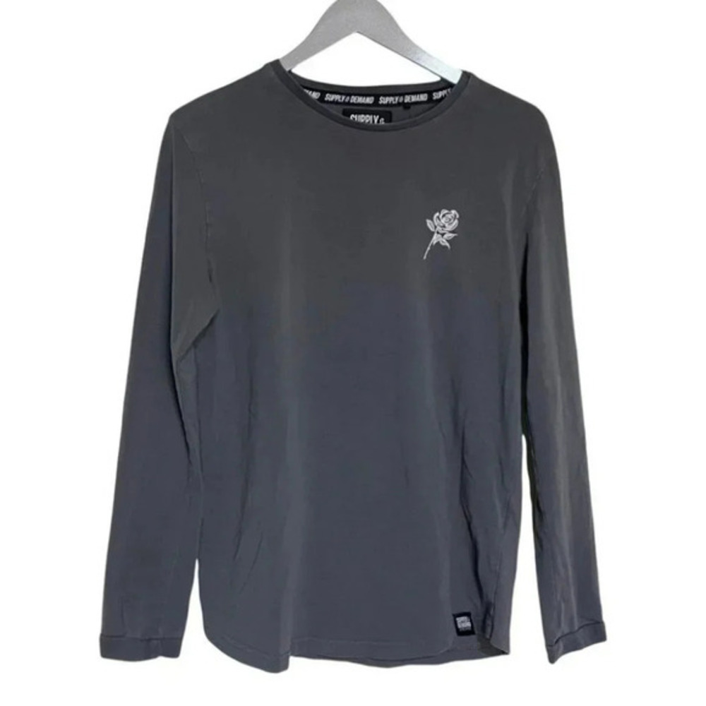 Supply & Demand NY M gray long sleeve‎ top